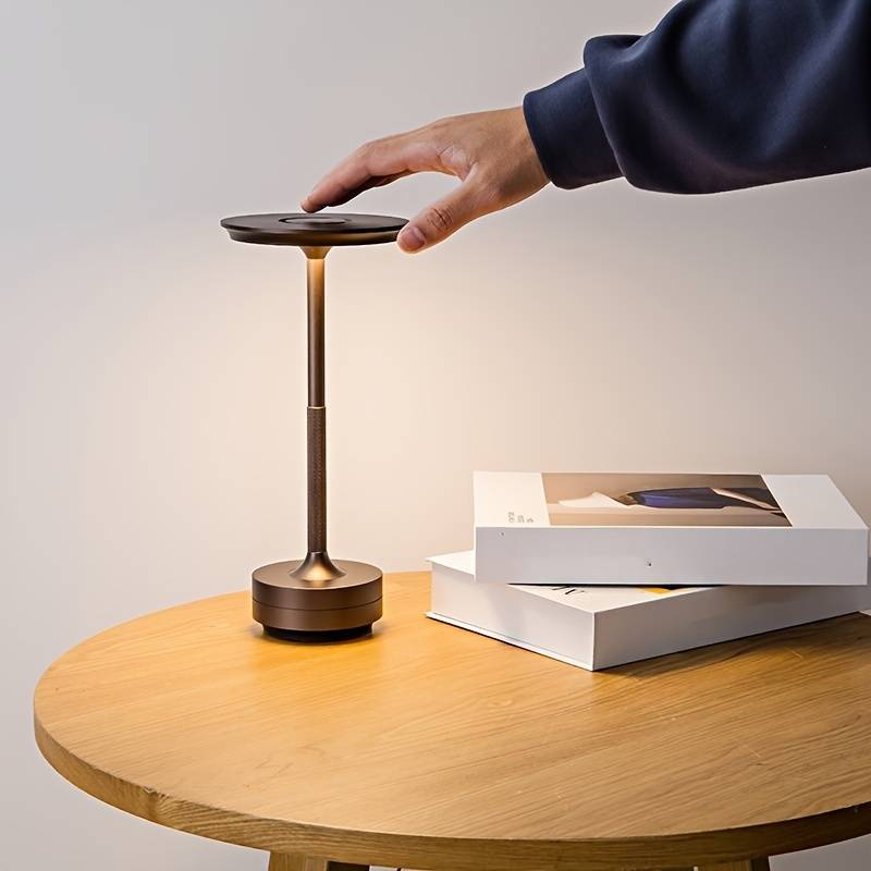 AuraLux - Trådlös Touch Lampa