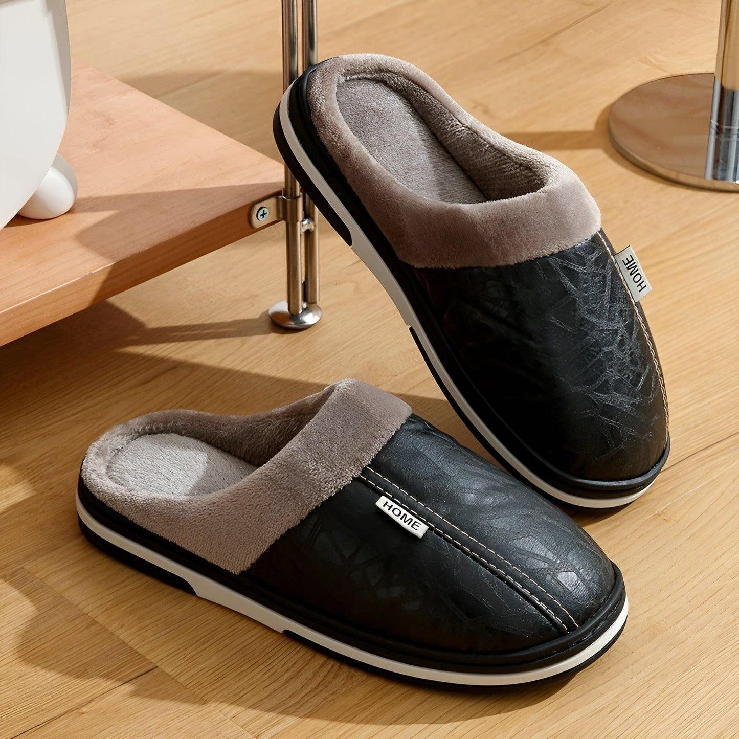 CozyWalk Slippers - Vattentäta tofflor i läder