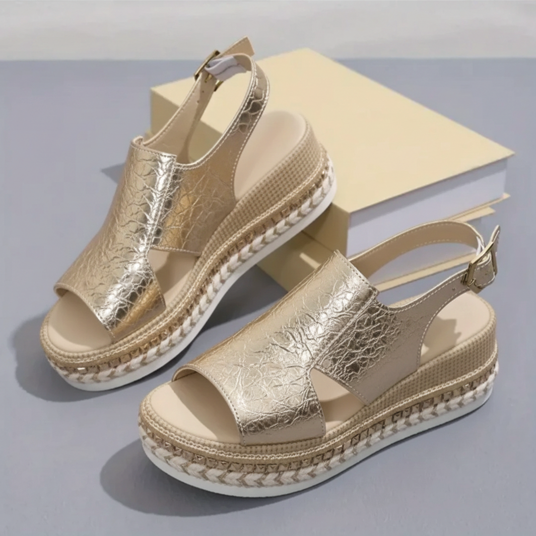 Sandra - Plattformssandaler med slingback