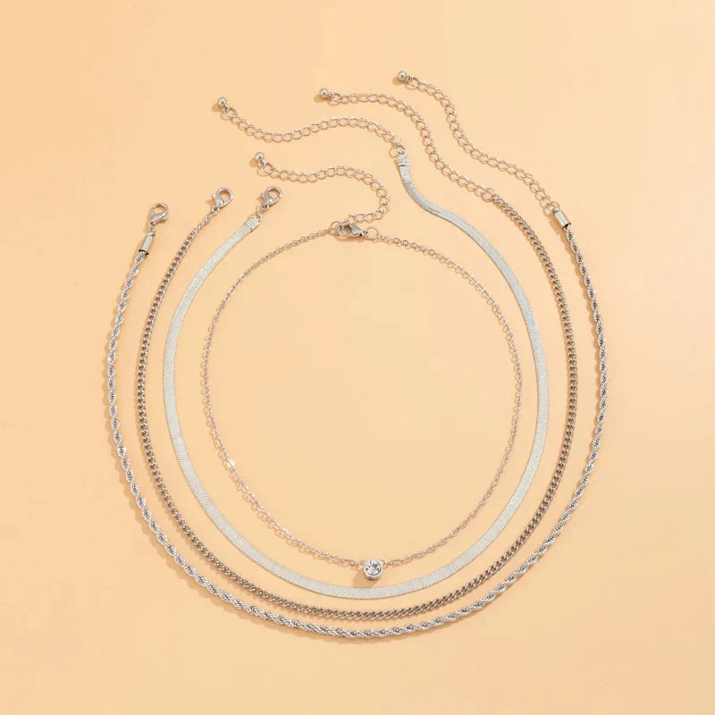 Renata Signature Flerskiktat Halsband