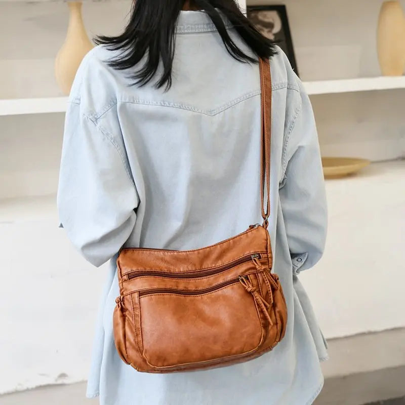 Velmos - veganskt läder crossbody-väska
