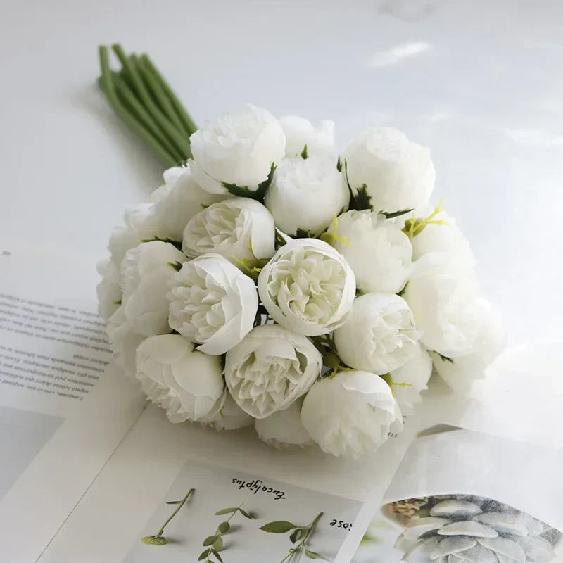 Tranquility - Silkblommor Pionbukett