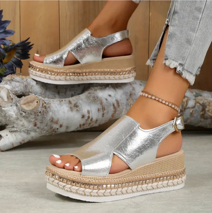 Sandra - Plattformssandaler med slingback