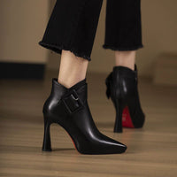 svart